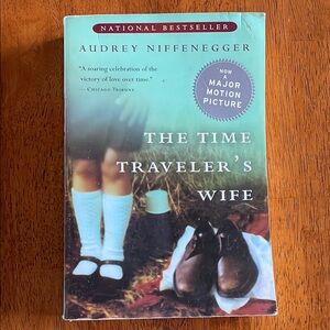The Time Traveler's Wife Paperback Book by Audrey Niffenegger. Bestseller